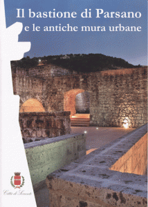 Bastione di Parsano, Antiche mura a Sorrento